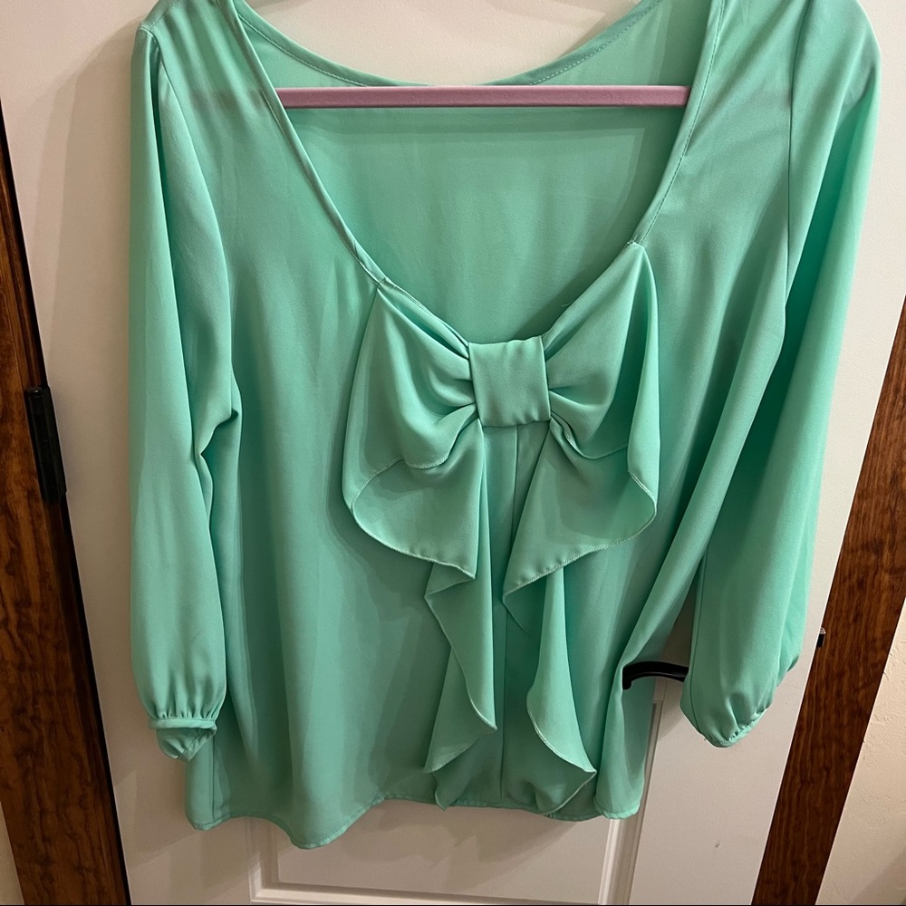 green bow top